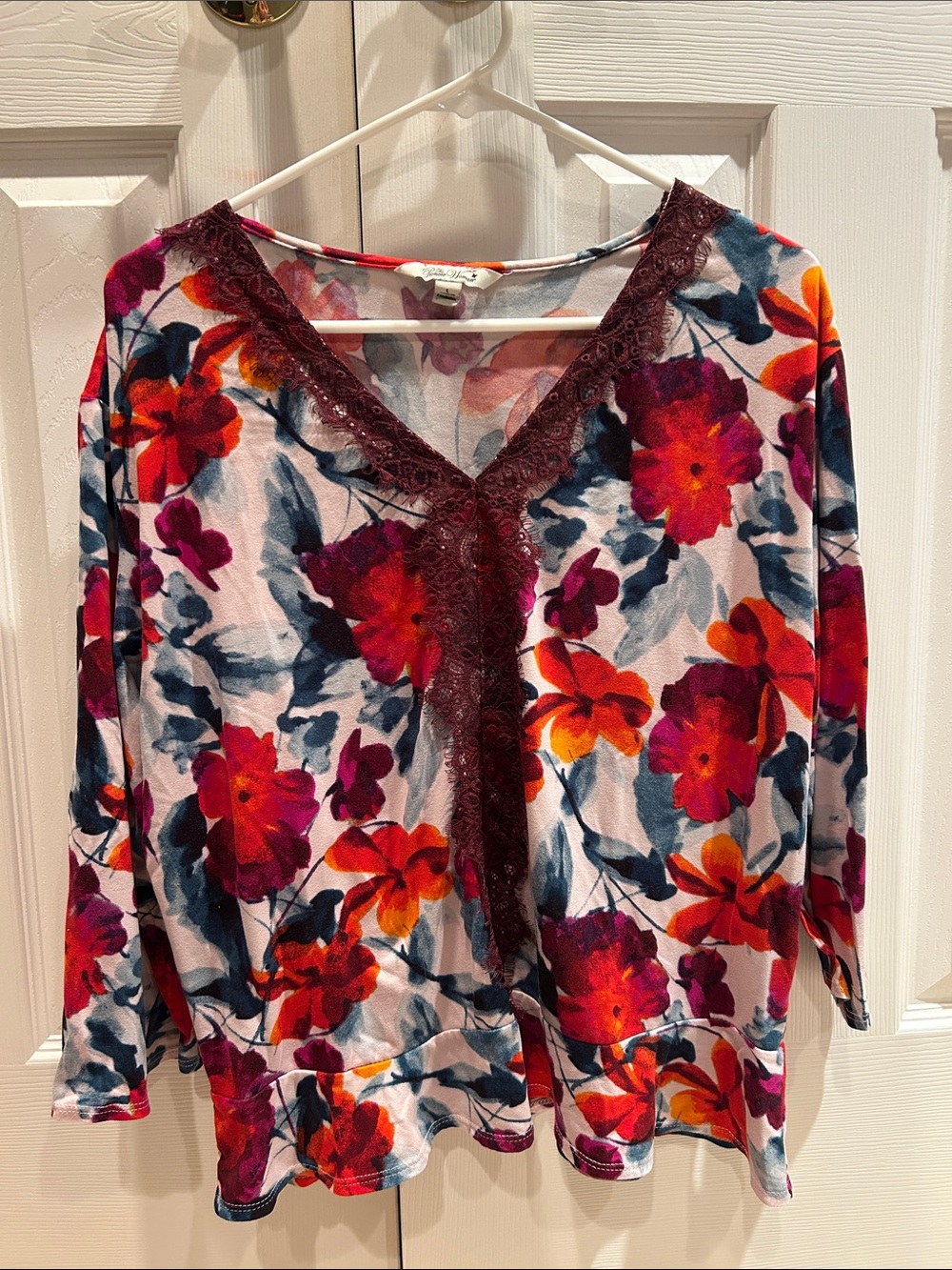The Pioneer Woman Multicolor Floral V-Neck Long Sleeve Top with Burgundy Lace
